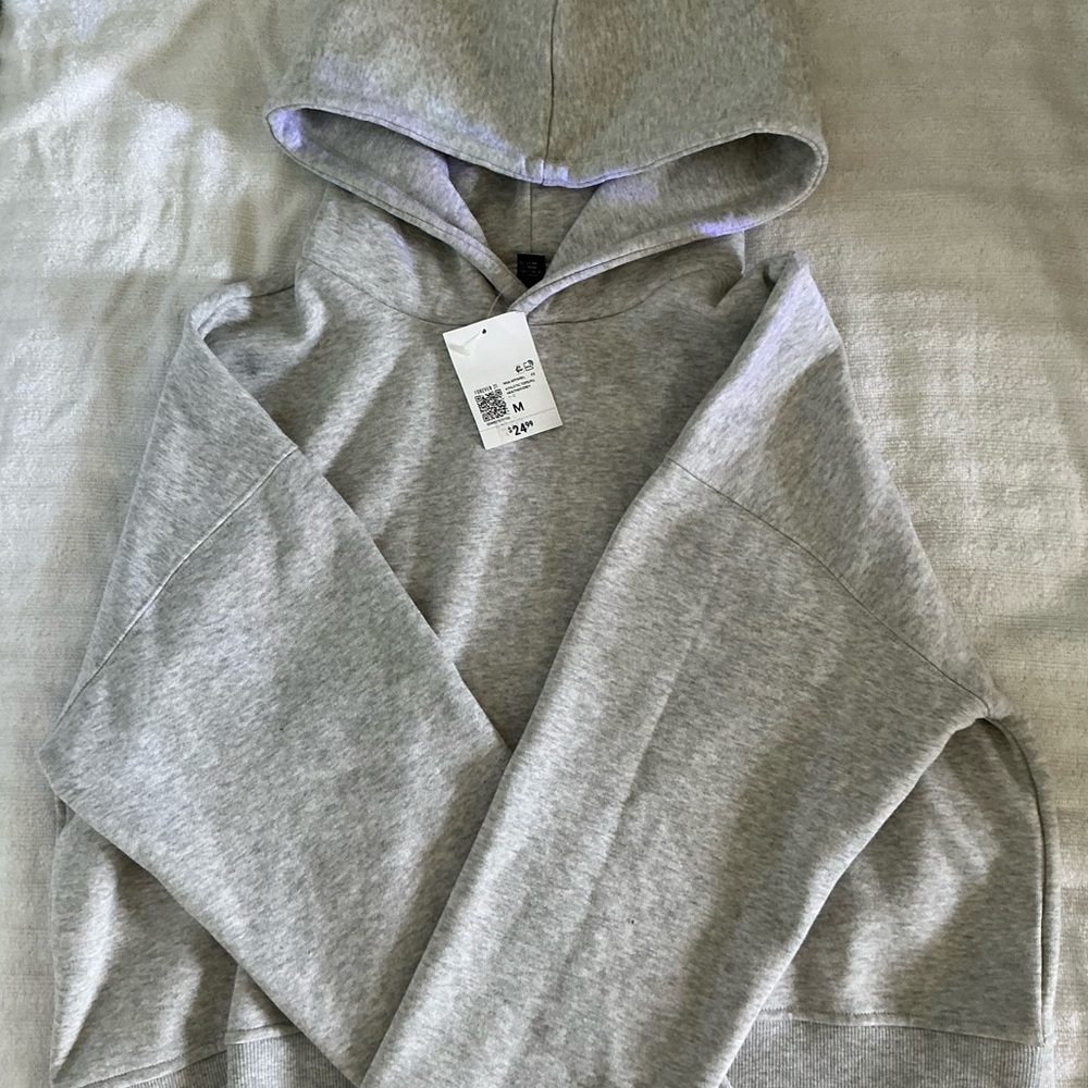 Forever 21 pull over! Brand new!